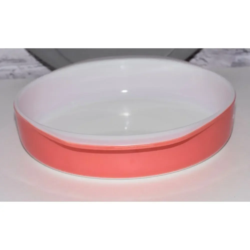 Pyrex vintage pink